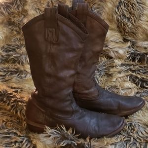 Frye brown leather pull on boots women's 9